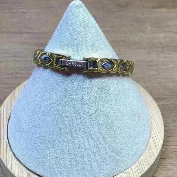 Gold and Silver Two Tone Bracelet Vintage - Picture 3 of 4